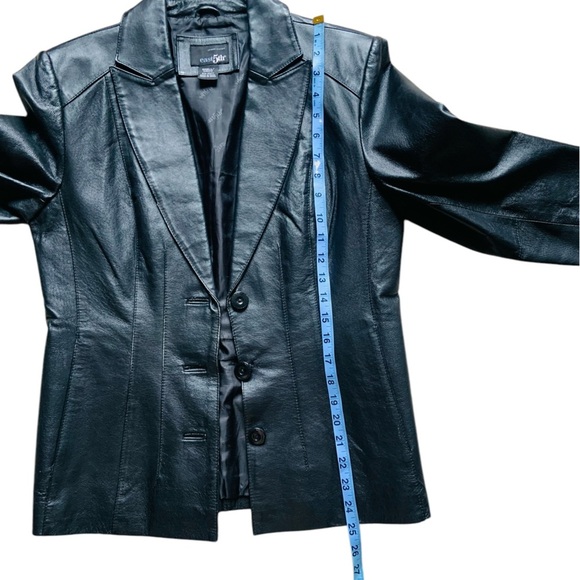 East 5 Classic Black Leather Women's blazer - Picture 9 of 15
